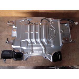 フィット フィットシャトル ハイブリッド ヘッドライト左右 HID GP2