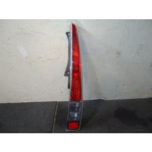 ムーヴ DBA-LA160S 左テールランプ L SA3 4WD S28 D161 81561-B2340