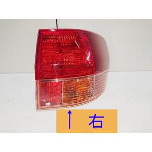 ビスタアルデオ TA-AZV50G 右テールランプ ストップランプ ブレーキランプ 　純正品番815...