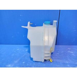 キャリィ EBD-DA16T ウォッシャータンク 　純正品番38450-82M00 管理番号AA64...