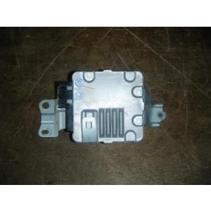 ヴォクシー DBA-ZRR70W パワステコンピューター 純正品番89650-28221