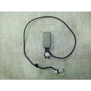 NV100クリッパー HBD-DR17V 右フロントシートベルト受け 　純正品番87816-4A00...