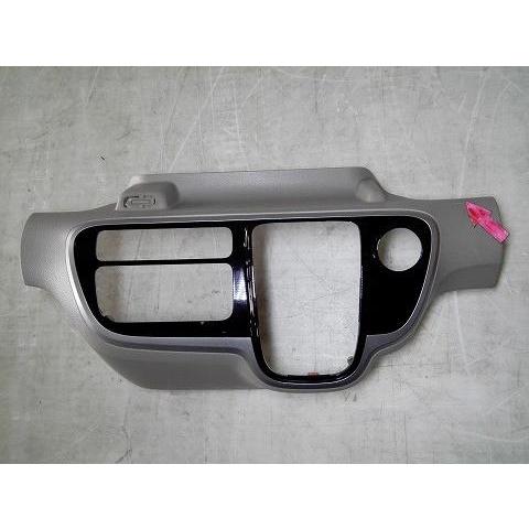 N-BOX ＋ DBA-JF1 エアコンスイッチパネル 　純正品番79602-TY0-961ZA 管...