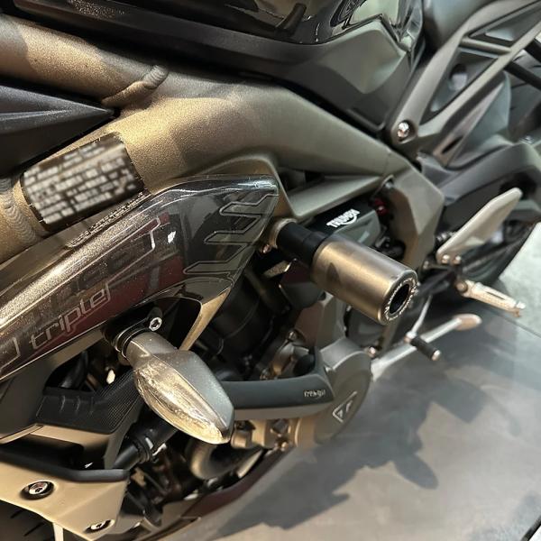 Triumph Street Triple 765 R S RS ストリートトリプル フレームスライ...