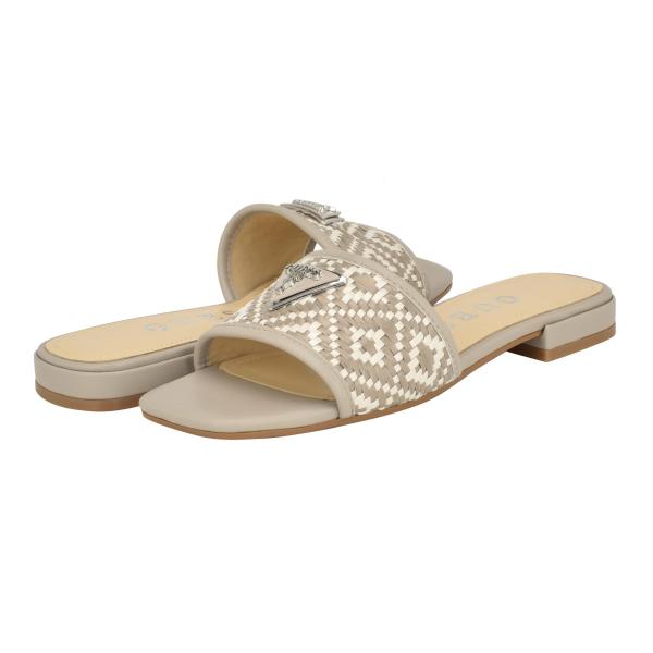 【並行輸入品】GUESS レディース Tamsen フラットサンダル, グレー/ホワイト 030, ...