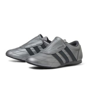 adidas（アディダス） レディース OZGAIA オズガイア JP8420 CORE/CORE