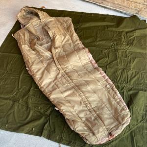 並行輸入品】 MIL-TEC スリーピングバッグ カバー 防水・透湿 3層式