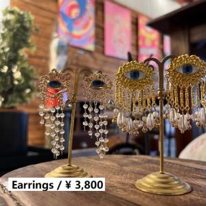 miu miu（ミュウミュウ） ピアス 5IO058 2DNC レディース ロゴ 人工