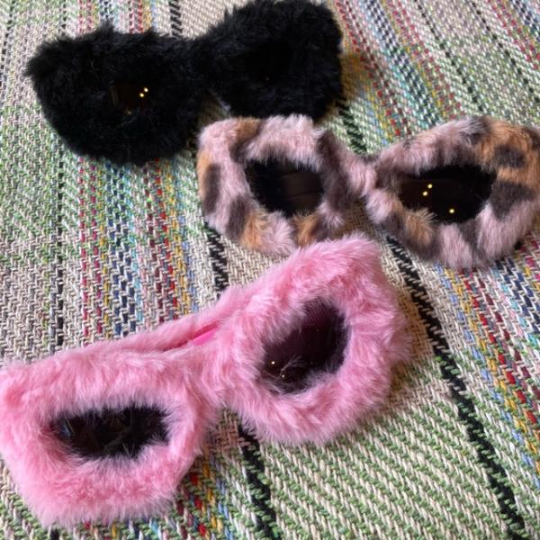 TOPANGA Accessory フェイクファーキャットフレームサングラス　全3色