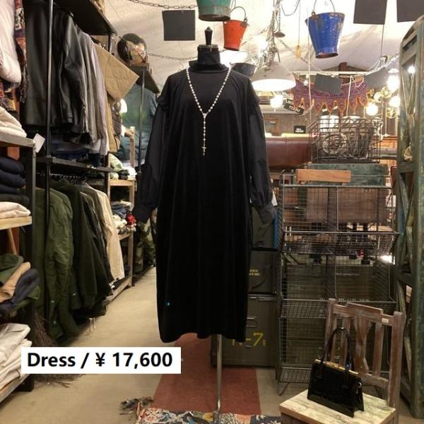 UNIVERSAL SEVEN　ユニヴァーサルセブン　ベロアコンボギャザースリーブワンピース　クロ　...