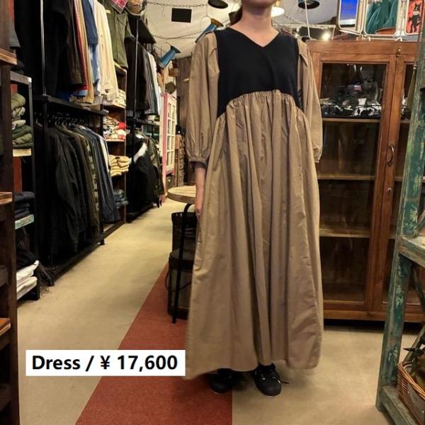 UNIVERSAL SEVEN　ユニヴァーサルセブン　クラシック天竺バイカラーVネックワンピース　ク...