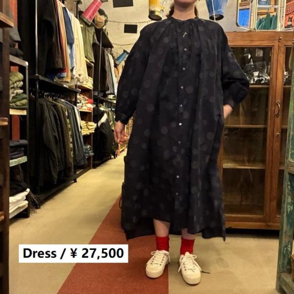 UNIVERSAL TISSU　ユニヴァーサルティシュ　東炊きドットジャガードシャツドレス　ネイビー...