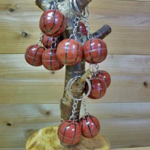 アクセサリーグッズ 通販 プレゼント 処分品　おもちゃのキーホルダー　バスケットボール