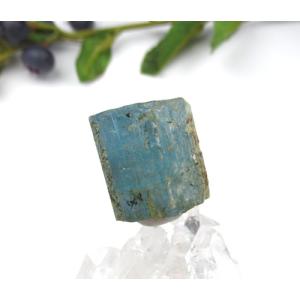 アクアマリン 原石 結晶 ナイジェリア産 ルース 天然石 3.7ct 3月