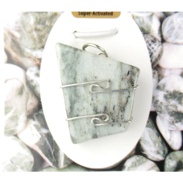 アゾゼオ グリーンファイアアゼツライト ペンダント H&amp;E社証明書付 スピリチュアルパッションフレイ...