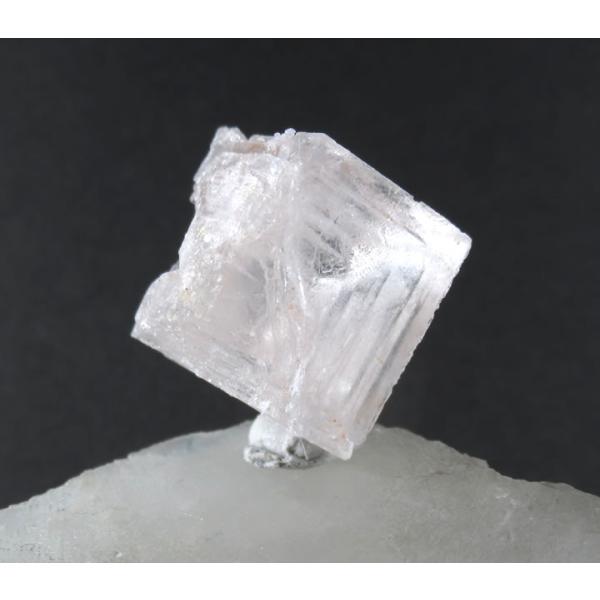 ピンクハライト シャープで美しい結晶 お祓いと幸福の愛の石 天然石　パワーストーン halitep0...