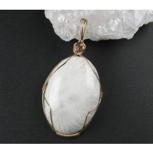 アゾゼオ ホワイトアゼツライトさざれブレスレット H&E社 B1az001