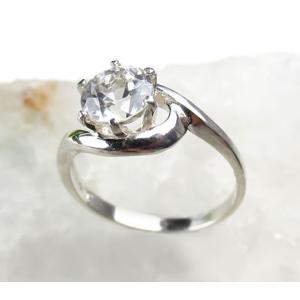 マダガスカル産 フェナカイト 6.4mmレクタングルカット ルース 0.80ct