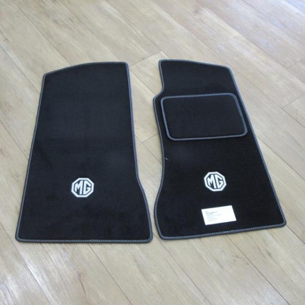 英国製フロアマット エムジービー MGB ブラック 右ハンドル