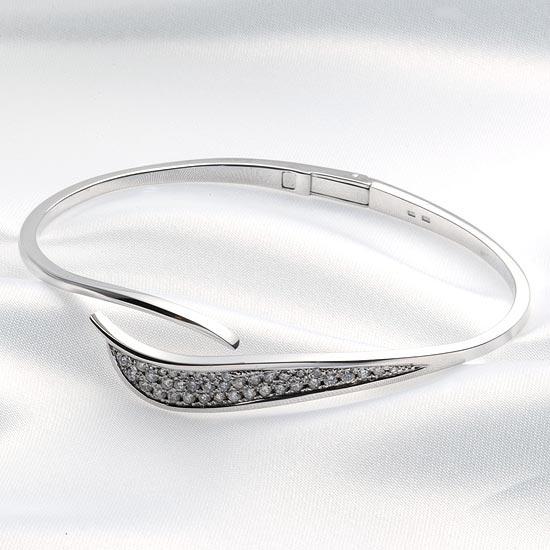 バングル K18 レディース 18金 ホワイトゴールド ダイヤモンド パヴェ 爆買