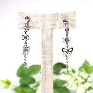 ピアス アシメちょうちょ 粒パール＆クリスタルのアシンメトリー