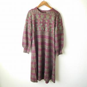 斉藤都世子 #wnc サイトウトヨコ ワンピース ピンク 赤 黄緑 ニット 総