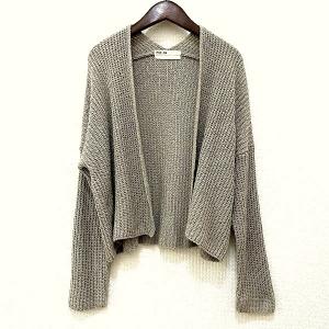 evam eva エヴァムエヴァ リネン カーディガン 薄手 グレー evam eva / エヴァムエヴァ | リネン ボタンレス カーディガン F