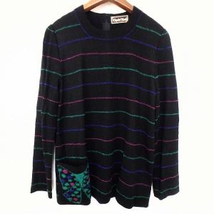 斉藤都世子 #wnc サイトウトヨコ ニット・セーター 赤系 長袖 刺繍