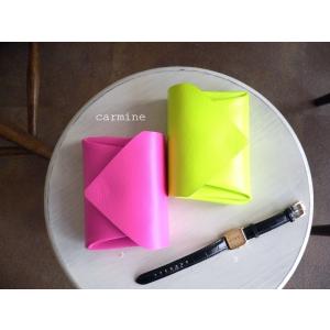 carmine カーマイン ビビッド ネオン レザー ミニウォレット 折り財布 VMW イエロー/ピンク