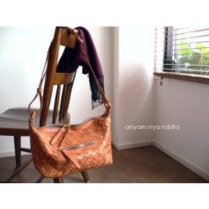 ロビタ robita anyam nya バイアス メッシュレザー2wayショルダーバッグ AN-155M