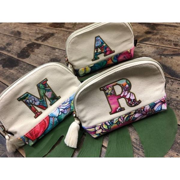 Colleen wilcoxコラボ　イニシャルポーチ