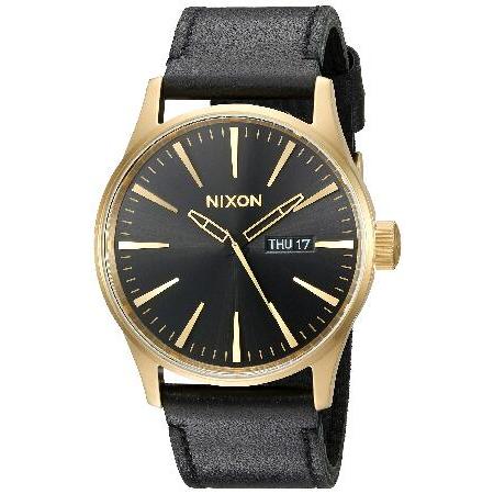 Nixon メンズ A105 セントリー 42mm ステンレス レザー クオーツムーブメント時計 O...