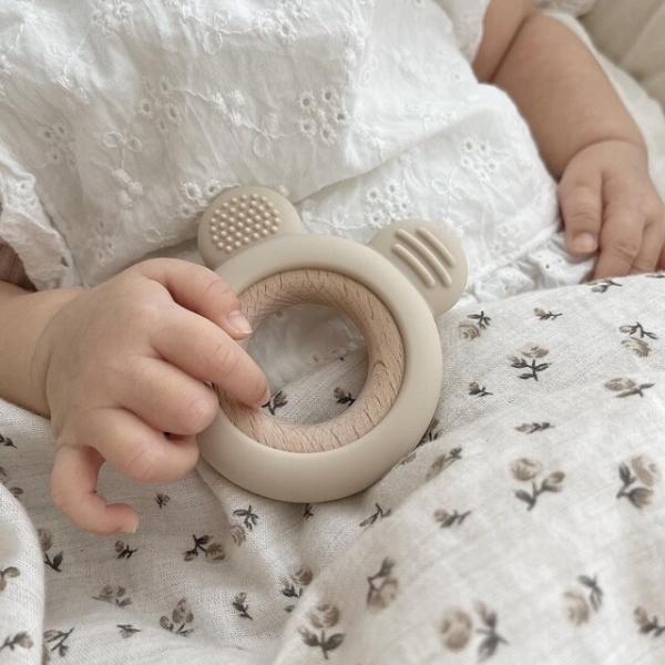 カワイイアンドボーン 赤ちゃん 歯固めリング くまちゃん シリコン BPA free 食洗器対応 お...