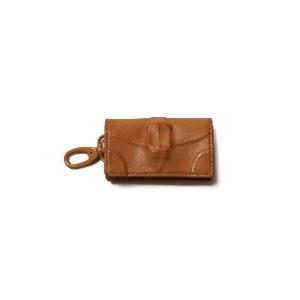 メゾン ミハラヤスヒロ / Maison MIHARA YASUHIRO あぶり出しキーケース - Invisible Key Case - CAMEL｜addict-online