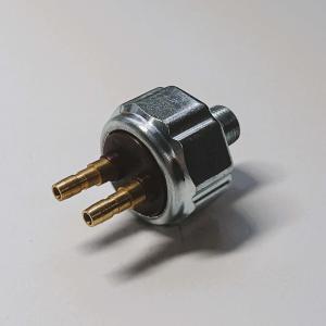 送料無料 PC-094 カワサキ Z1/Z2 油圧 フロントブレーキスイッチ