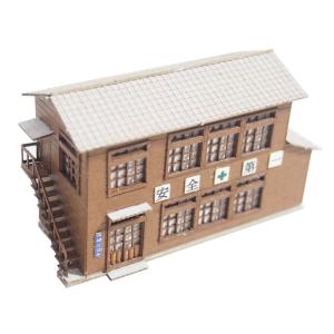 アドバンス製1008木造扇形機関庫キット組立品と救援者スエ78 1008 N