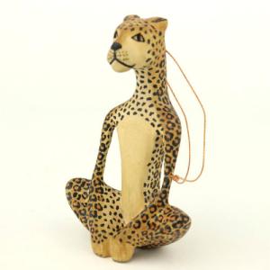 アフリカ ケニア ヒョウ/チーター 木彫り 置き物 Mサイズ オブジェ