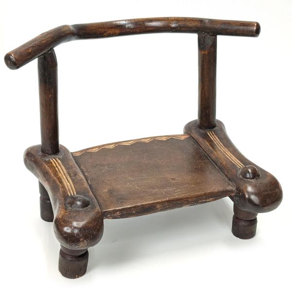 バウレ族子供用椅子 アフリカの家具 スツール 椅子