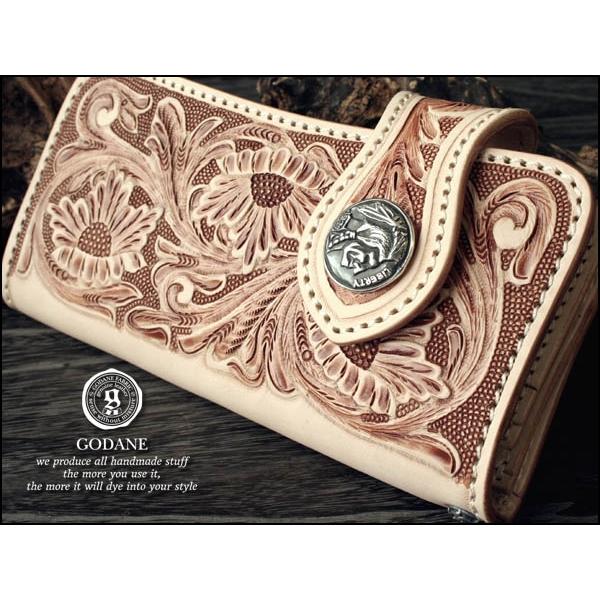 GODANE★匠の技≪フルカービング≫ワイルドフラワー♪コンチョ付き長財布：革お財布