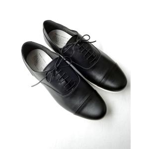 TRAVEL SHOES by chausser TR-001 ストレートチップ BL-WH