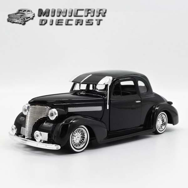 1/24 箱入り ミニカー 1939 CHEVROLET COUPE GET LOW ブラック 19...