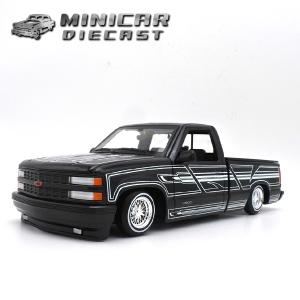 1/24 箱入り ミニカー 1987 BUICK REGAL GET LOW ブラック 1/24 箱入り ミニカー 1987 BUICK REGAL GET LOW ブラック
