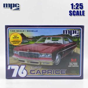 1/25 アメ車 プラモデル 1976 CHEVY CAPRICE シボレー カプリス ミニカー CHEVROLET シェビー ローライダー Lowrider 3in1 mpc 1976年