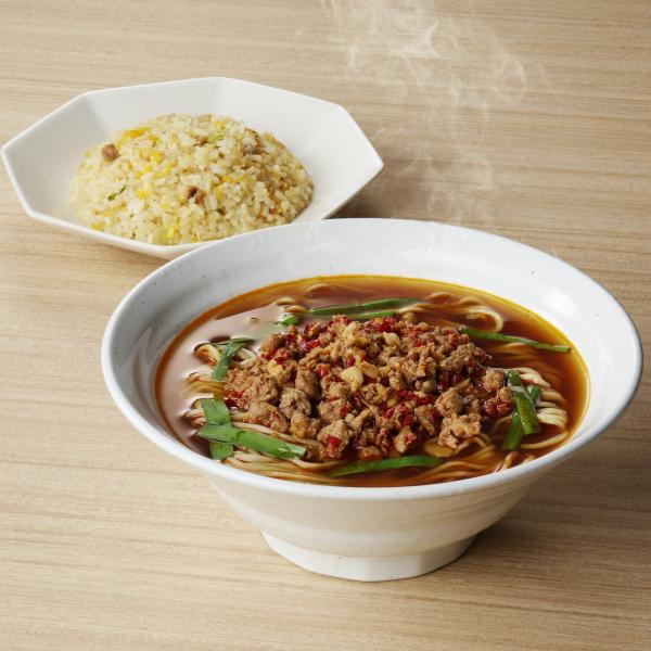 【味仙八事店】台湾ラーメン・にんにくチャーハンセット×２（冷凍） 名古屋 お土産 炒飯 辛い