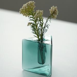 アンティーク ガラス コルク 水槽 フラワーベース 三角形 △ アンティーク ガラス コルク 水槽 フラワーベース 三角形