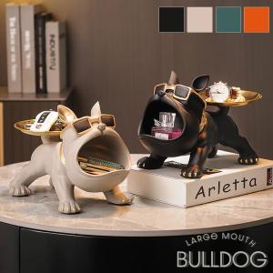 ブルドッグの木彫り 座像 25cm 木製 犬の置き物 オブジェ オーナメント