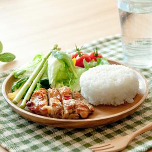 木製食器 木製プレート アカシア 食器 木の皿 トレー トレイ 木製 北欧 おしゃれ カフェ かわいい ナチュラル ウッド キッチン 雑貨 ラウンドトレー Lサイズ