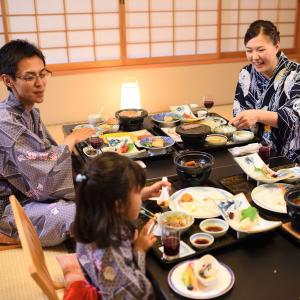結びの宿 愛隣館 ペア宿泊券※お部屋食/土・日...の詳細画像1