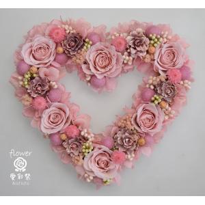 商品名【心愛】ゆきこ♥真っ赤な薔薇とカーネーションのフラワーリース プリザーブドフラワーリース 赤いバラとピンクのお花で華やかに ギフト