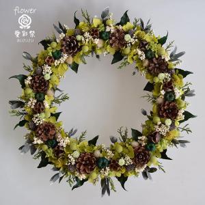 アイビーの葉と木の実のプリザーブドフラワーリース　ギフト プレゼント 誕生日